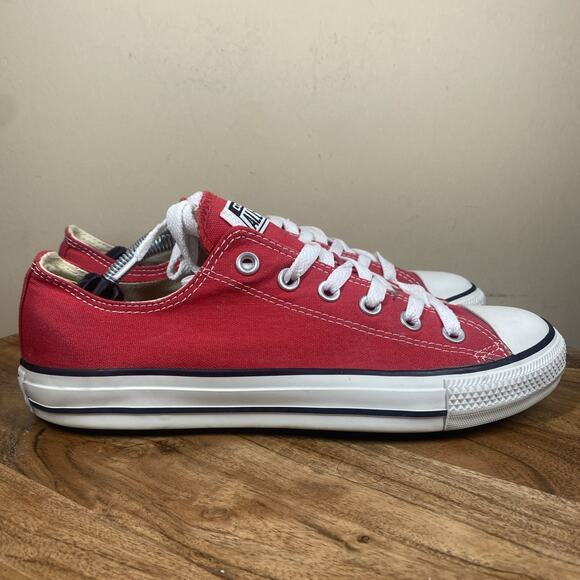 Converse All Star Ox Womens Red Size 9 Low Top Shoes Sneakers - Picture 1 of 10